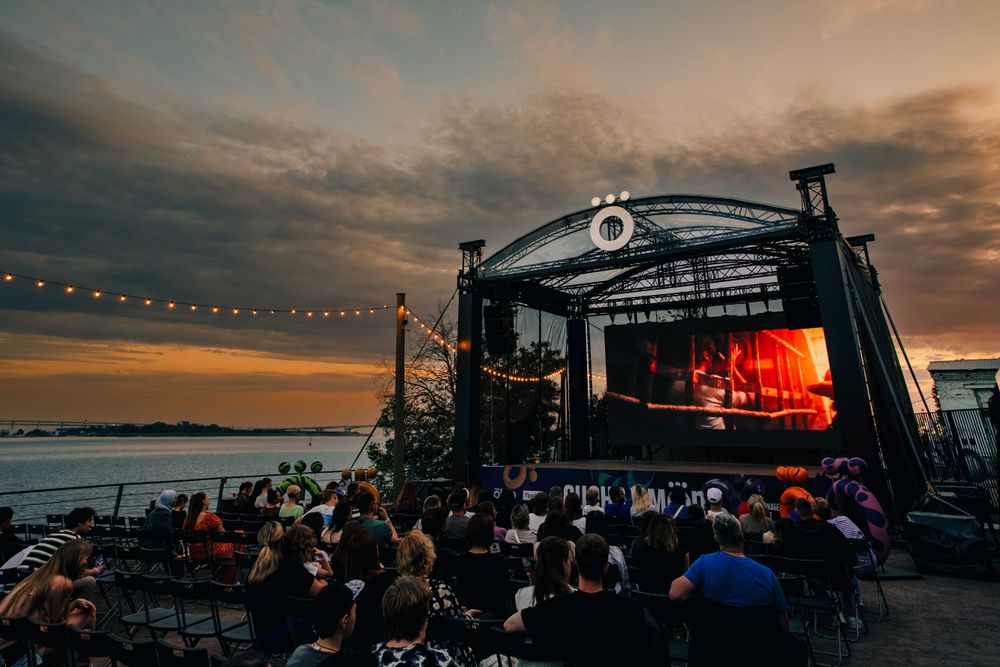летний кинотеатр под открытым небом