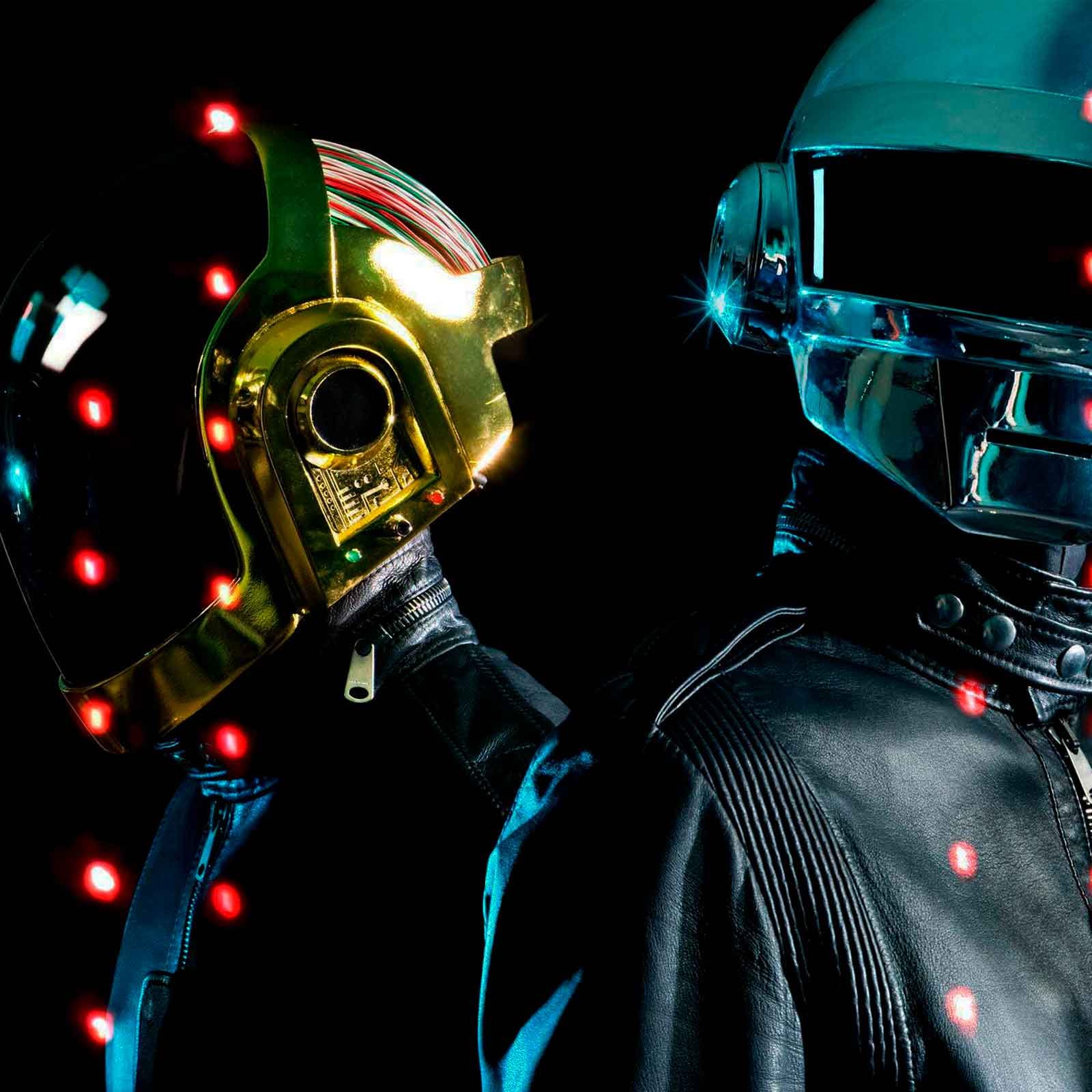 Как выглядели Daft Punk в начале карьеры и почему их распад — не плохая новость