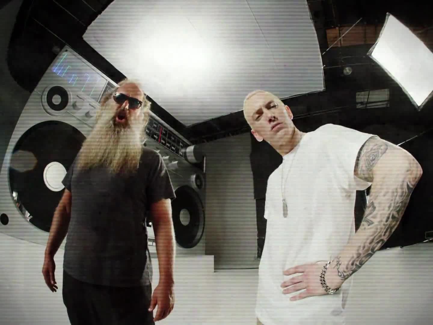 Eminem попадёт в Зал славы рок-н-ролла