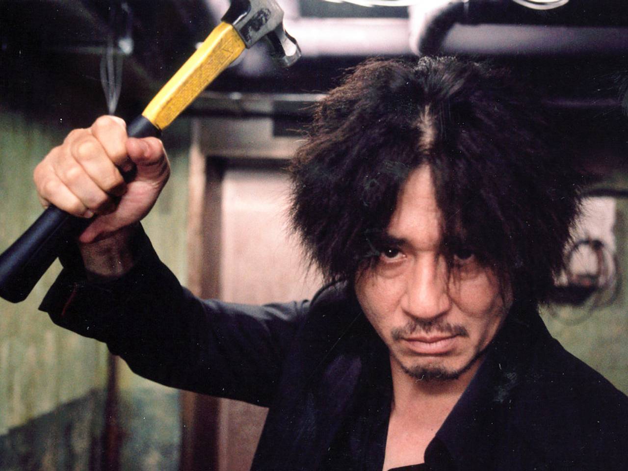 «Олдбой» возвращается: как Пак Чхан Ук изменил корейское кино с помощью молотка и живого осьминога