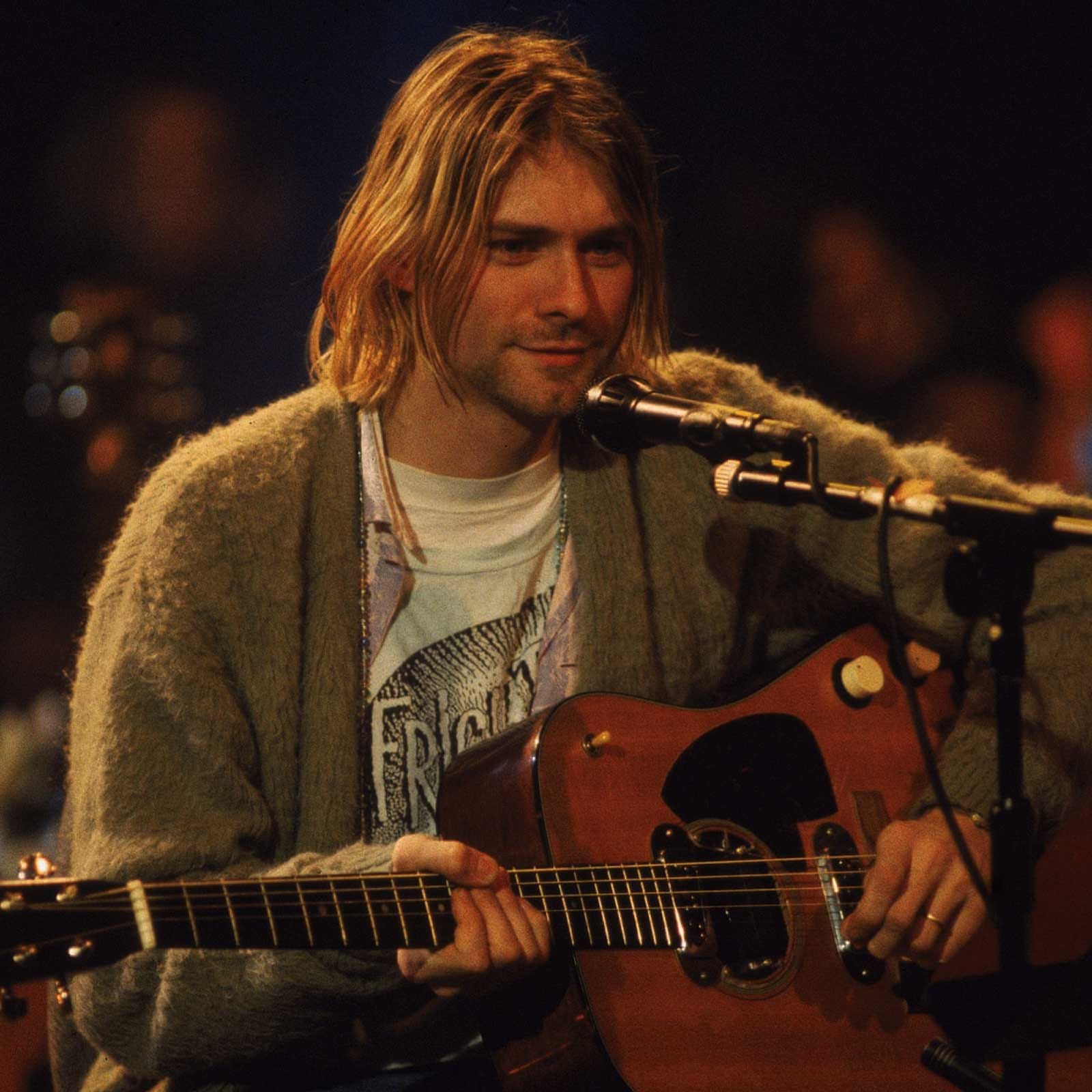 Искусственный интеллект «написал» песни Nirvana, The Doors, Хендрикса и Уайнхаус Искусственный интеллект «написал» песни Nirvana, The Doors, Хендрикса и Уайнхаус