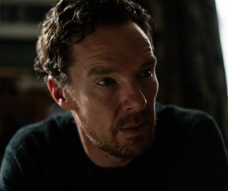 «Сущность»: огромный ворон полтора часа клюёт мозг Бенедикта Камбербэтча