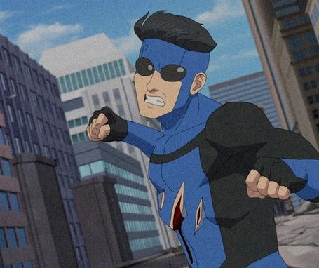 «Неуязвимый», 4 сезон — углубляемся в историю инопланетных захватчиков