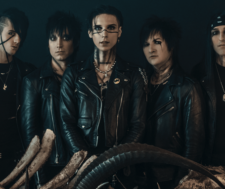 Black Veil Brides, Sleeping with Sirens, Fall Out Boy: что стало с эмо-рок-группами, которые мы любили